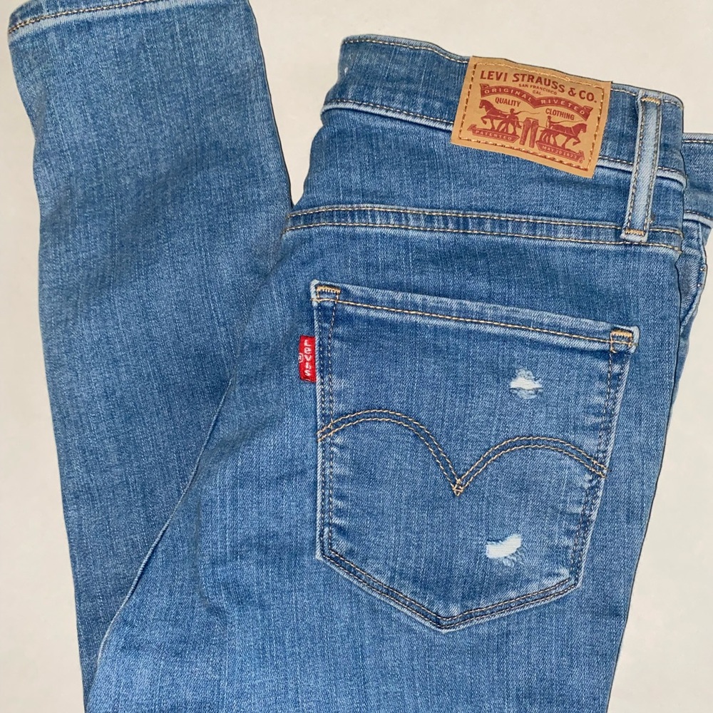 Levi’s 720 High Rise Super Skinny Jeans - 27